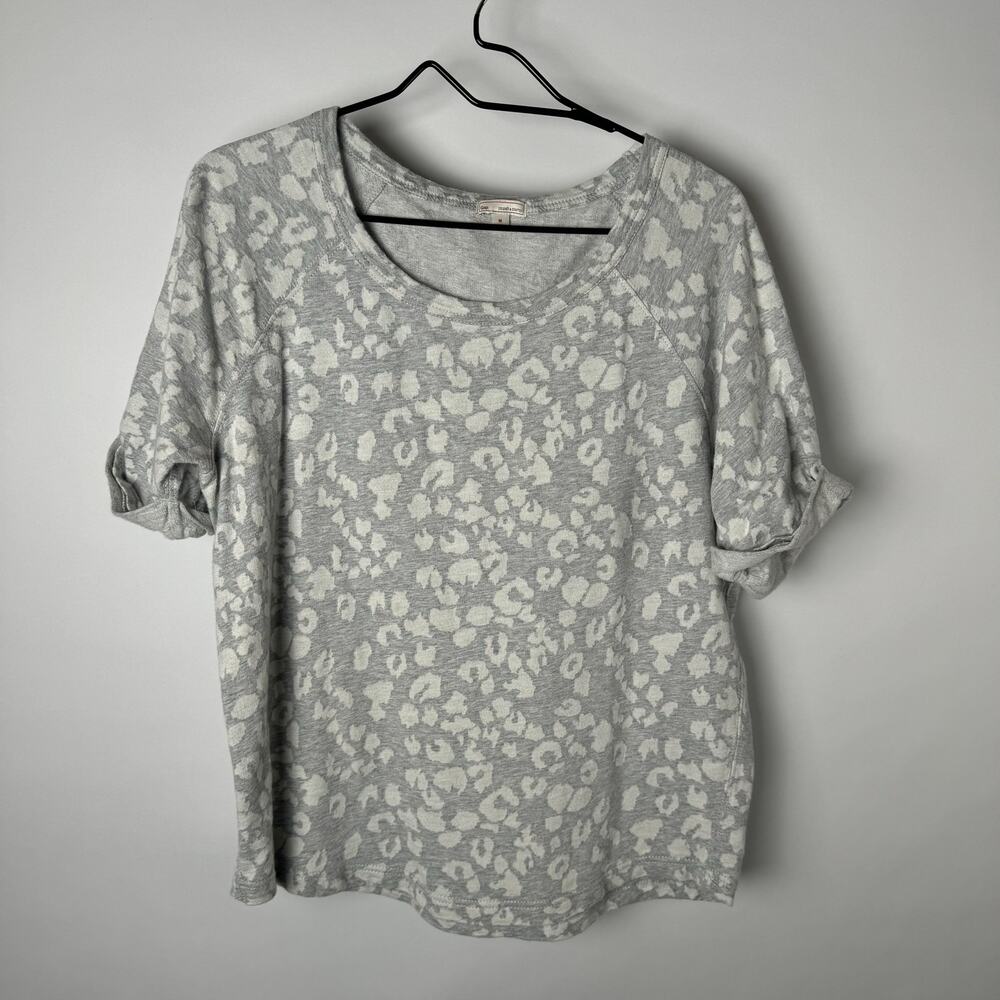 Gap Gray Leopard Print Women's‎ Top - Cuffed Sleeve, Casual Blouse